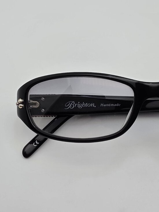Brighton Water Lily Black Frame Light Grey Gradient Lens Sunglasses Hong Kong